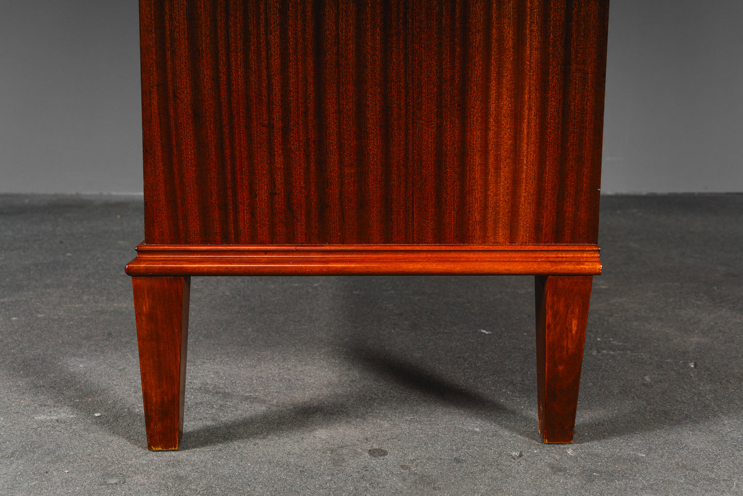 Sekretär im Biedermeier Stil