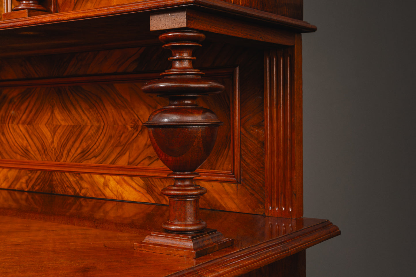 Prunkvolles Gründerzeit Buffetschrank