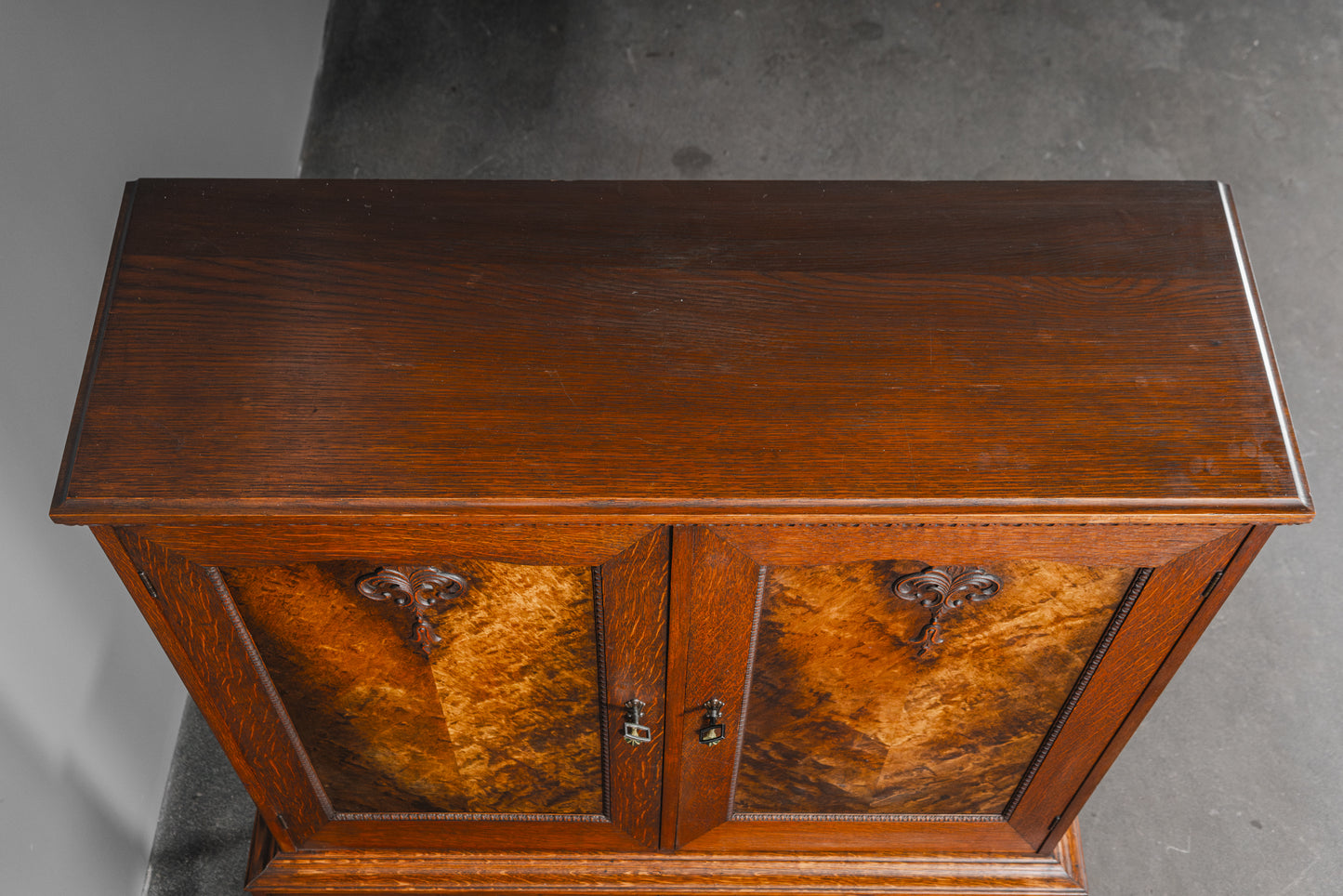 Wunderschöner Jugendstil Wäscheschrank