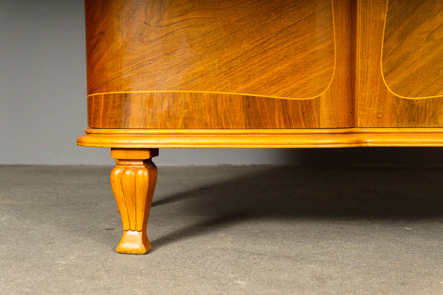 Schönes Sideboard im Art Déco Stil
