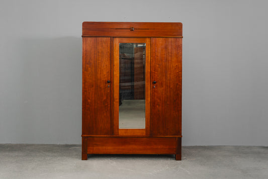 Jugendstil Kleiderschrank in Nussbaum - Anfang des 20.Jahrhunderts