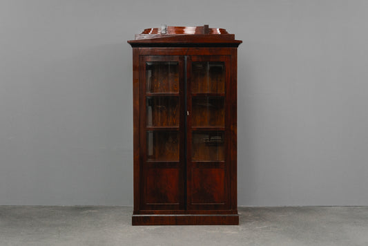Biedermeier Stil Bücherschrank in Mahagoni - erste Hälfte des 20.Jahrhunderts