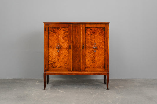 Jugendstil Schrank in Eiche - erste Hälfte des 20.Jahrhunderts