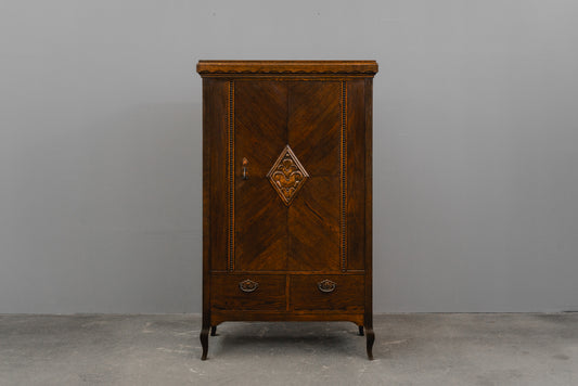 Jugendstil Wäscheschrank in Eiche - Anfang des 20.Jahrhunderts