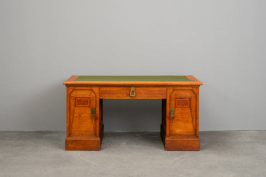 Jugendstil Schreibtisch in Eiche - Anfang des 20.Jahrhunderts