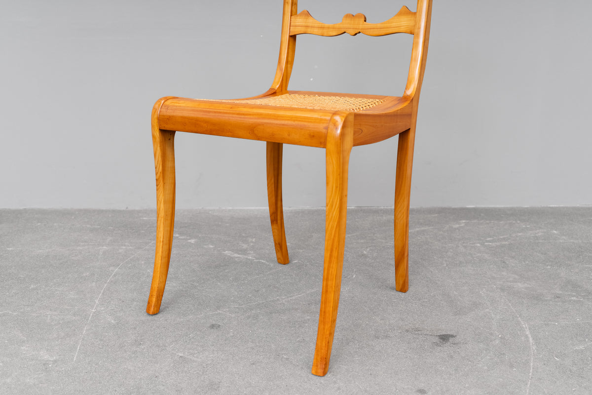 Biedermeier Stuhl in Kirsche - erste Hälfte des 19.Jahrhunderts