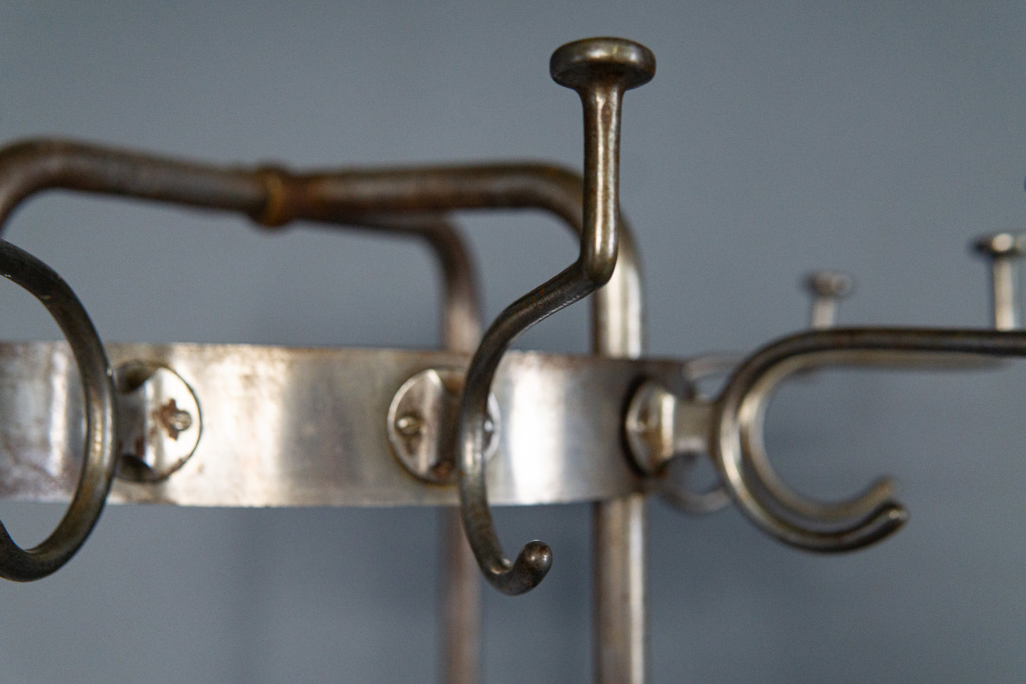 Wunderschöner Jugendstil Garderobenständer, erste Hälfte des 20.Jahrhunderts - Vintage Garderobe Jacken Mantel Schrank Regal Antik Alt MÖBLINGER