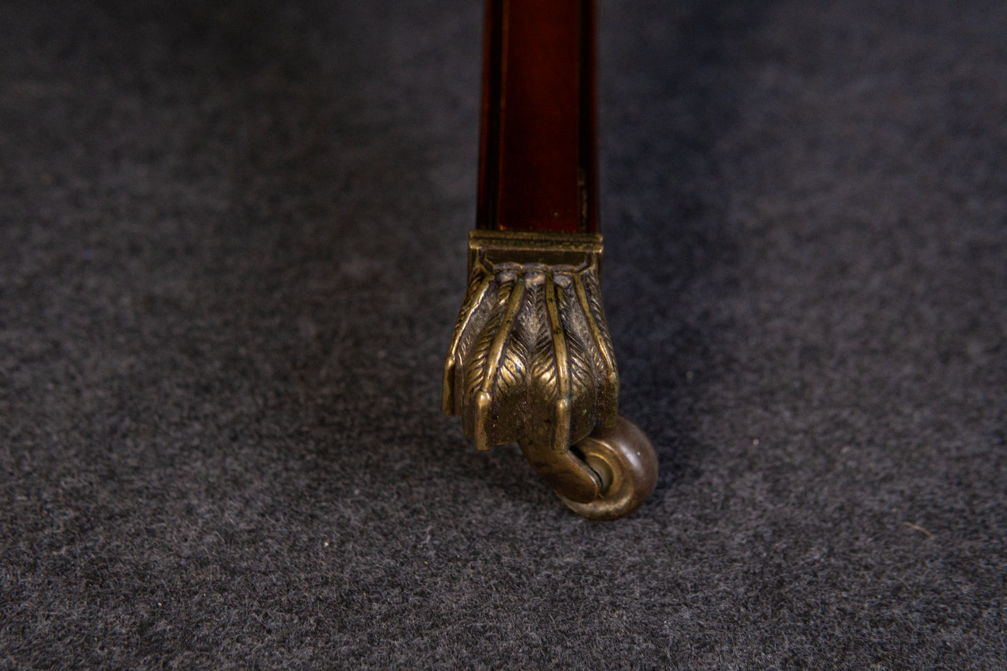 Heldense Couchtisch Sofa Tisch Table Stuhl Alt Antik MÖBLINGER 2407_0902