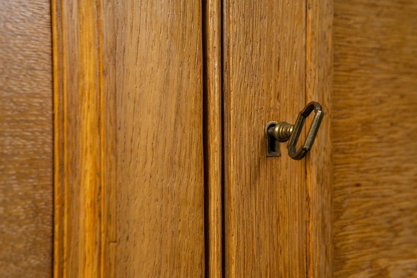 Antik Bücherschrank Regal Kommode Anrichte Schrank Alt MÖBLINGER 2503_0303