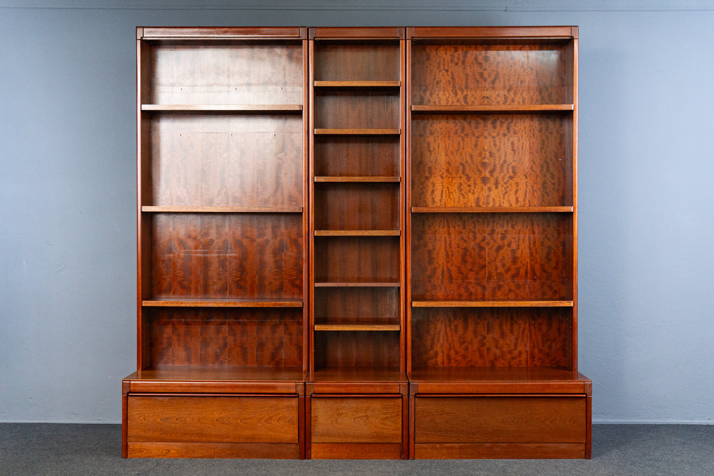 Vintage Bücherregal Regal Kommode Schrank Sideboard Alt MÖBLINGER 2504_1401