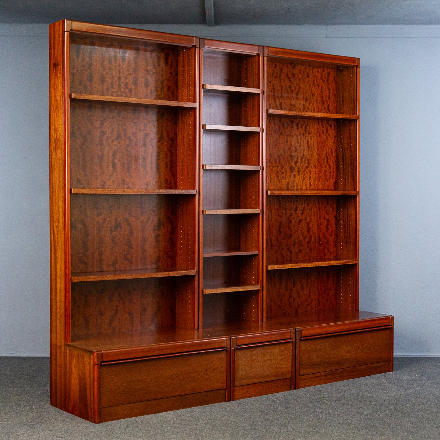 Vintage Bücherregal Regal Kommode Schrank Sideboard Alt MÖBLINGER 2504_1401