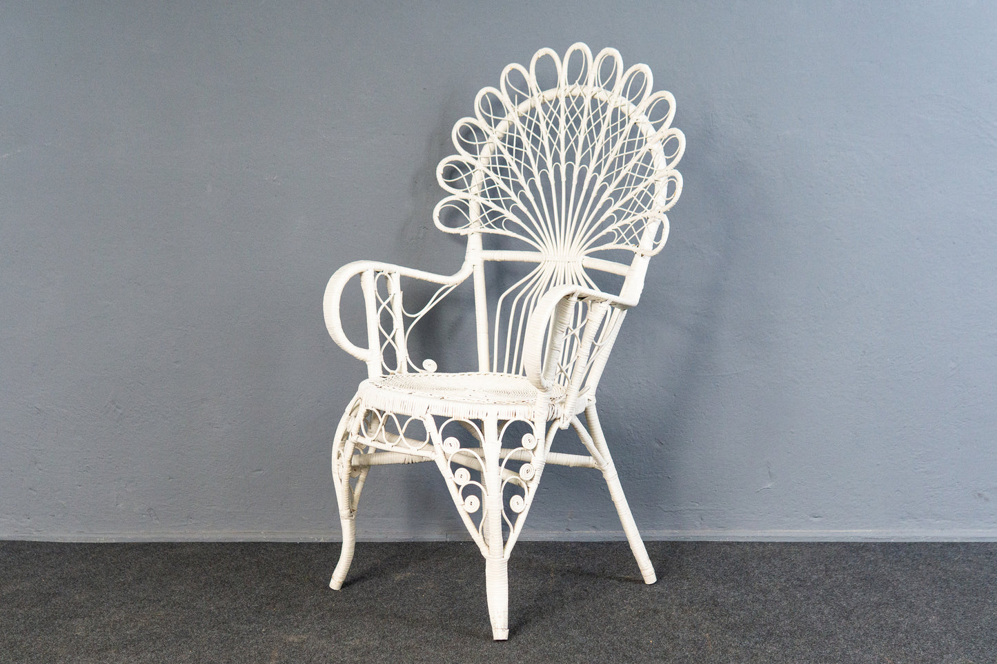 Vintage Sessel Stuhl Rattan Peacock Chair Tisch Alt MÖBLINGER 2504_1601
