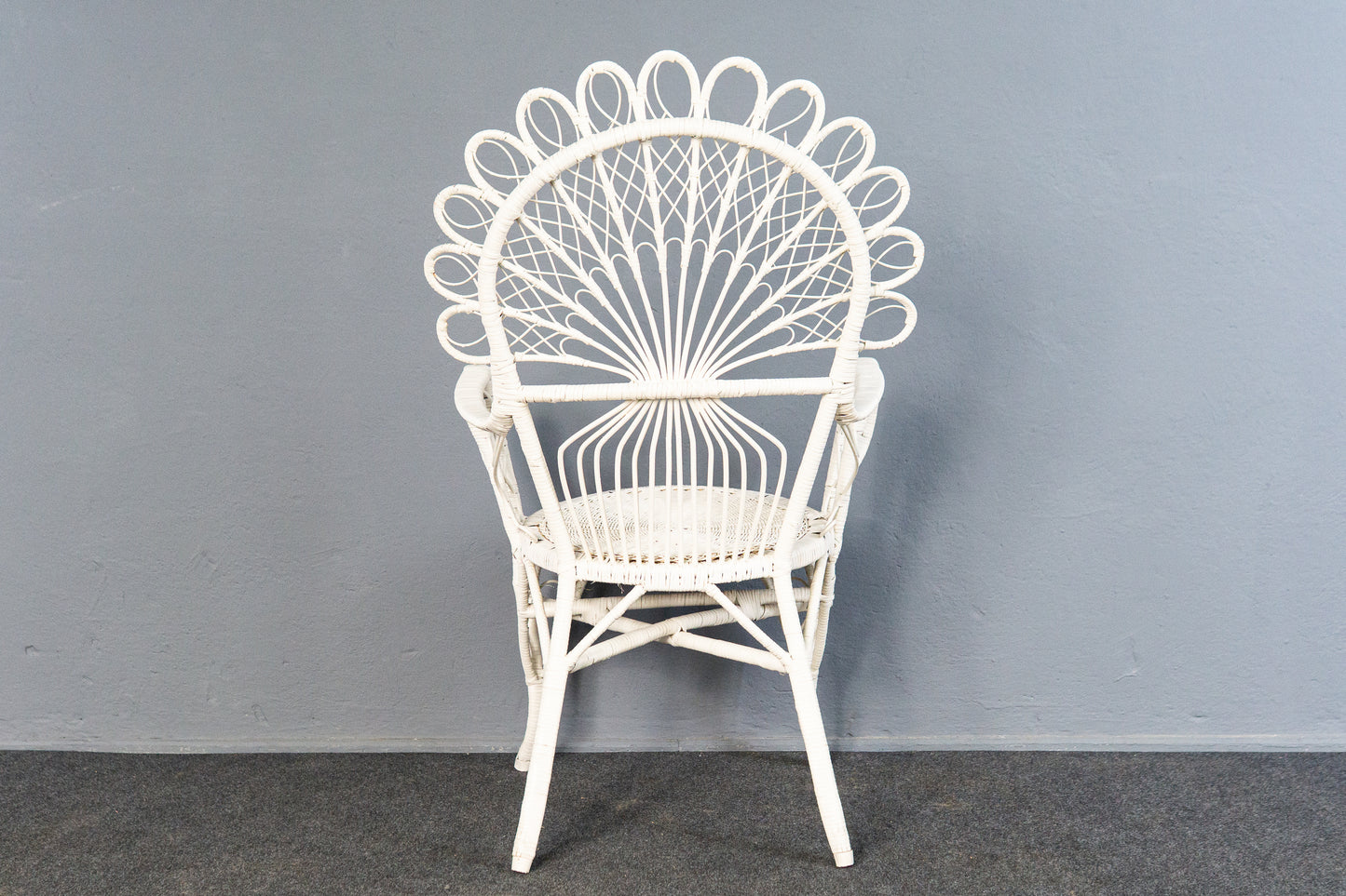 Vintage Sessel Stuhl Rattan Peacock Chair Tisch Alt MÖBLINGER 2504_1601