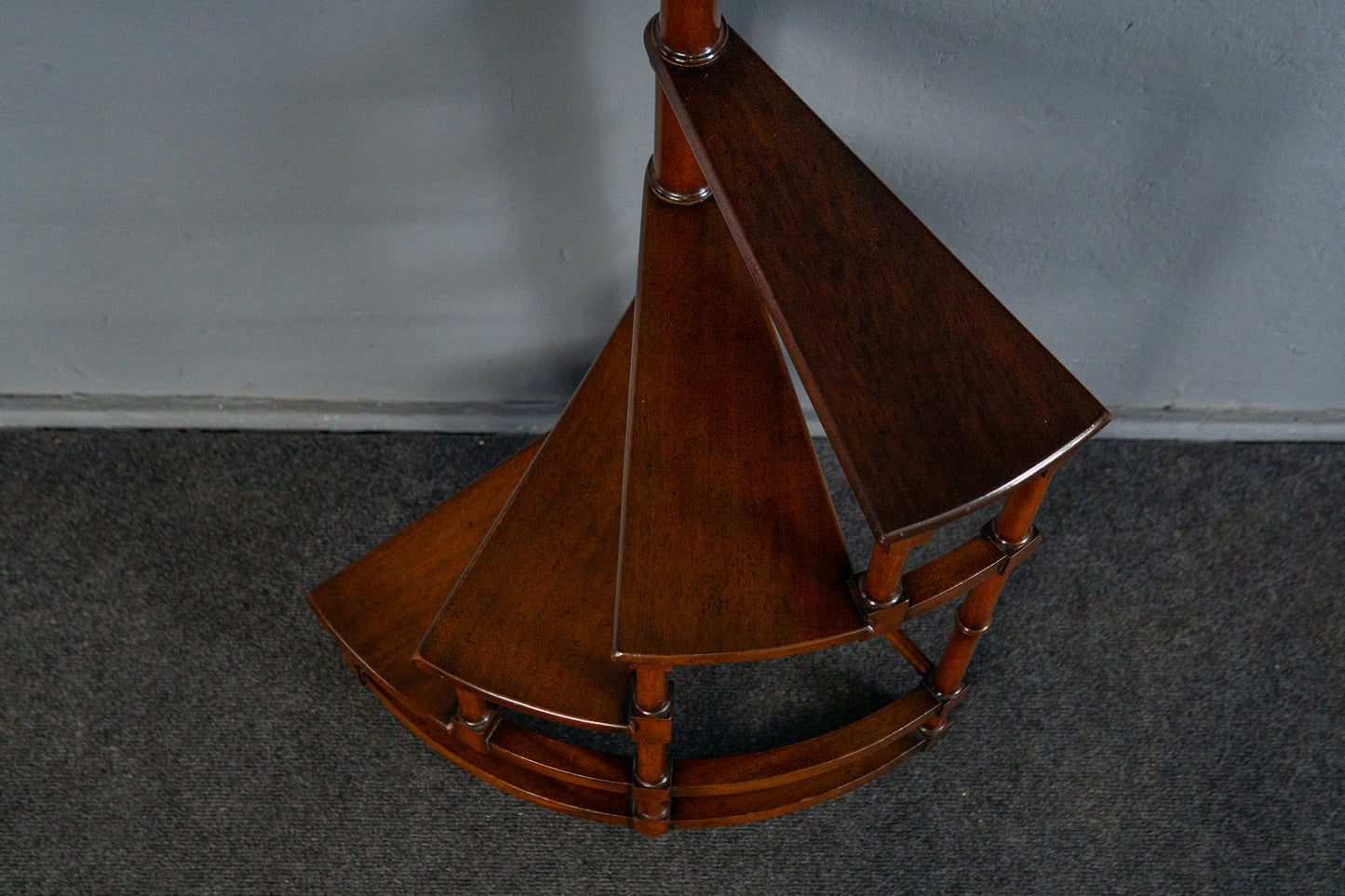 Praktische Bibliothekstreppe im Englischen Stil, aus dem 20.Jahrhundert - Treppe Tritt Leiter Schrank Regal Hocker Alt MÖBLINGER