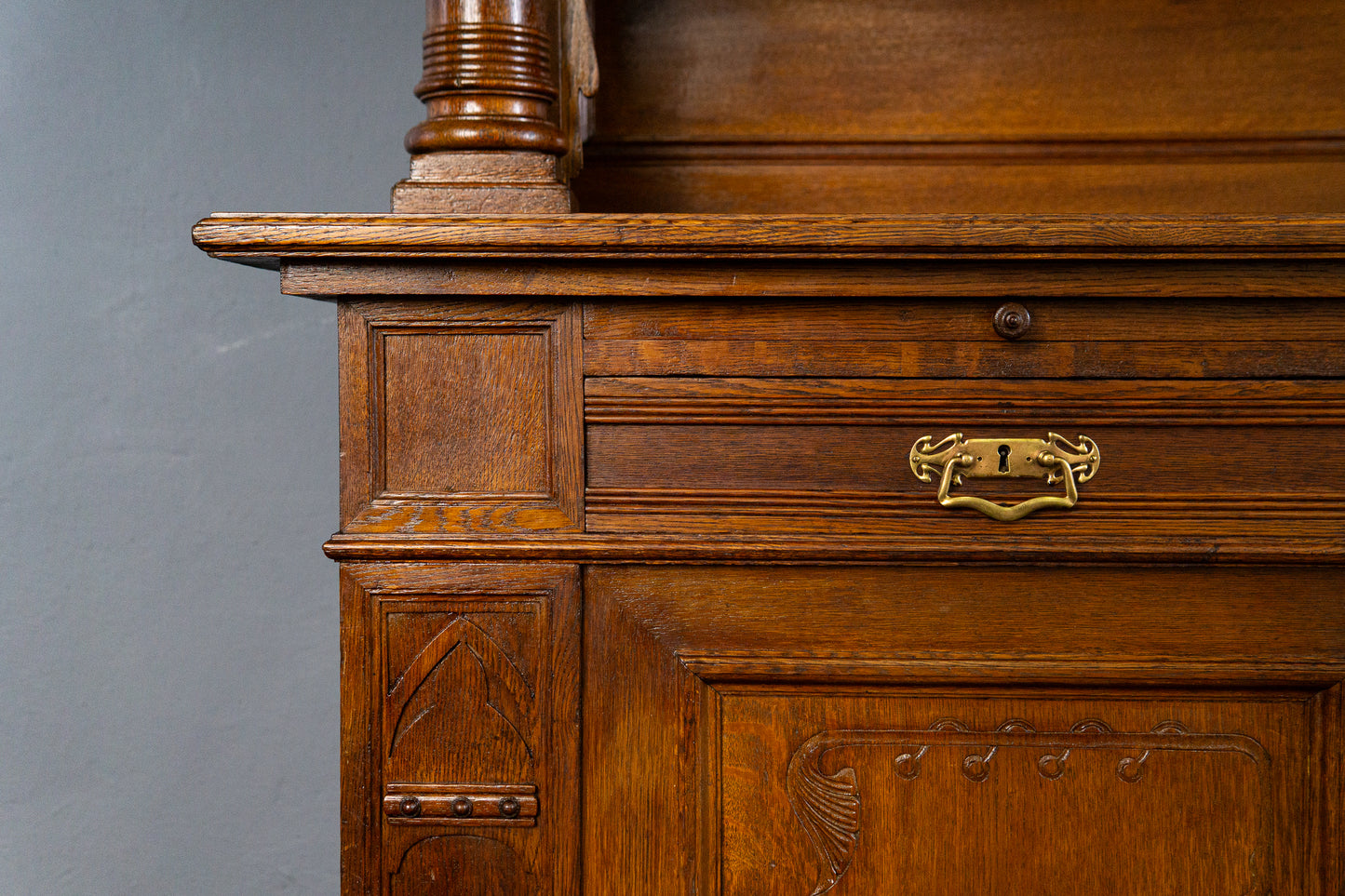wunderschönes Jugendstil Aufsatzbuffet, Anfang des 20.Jahrhunderts - Eiche Buffet Schrank Anrichte Vitrine Alt Antik MÖBLINGER