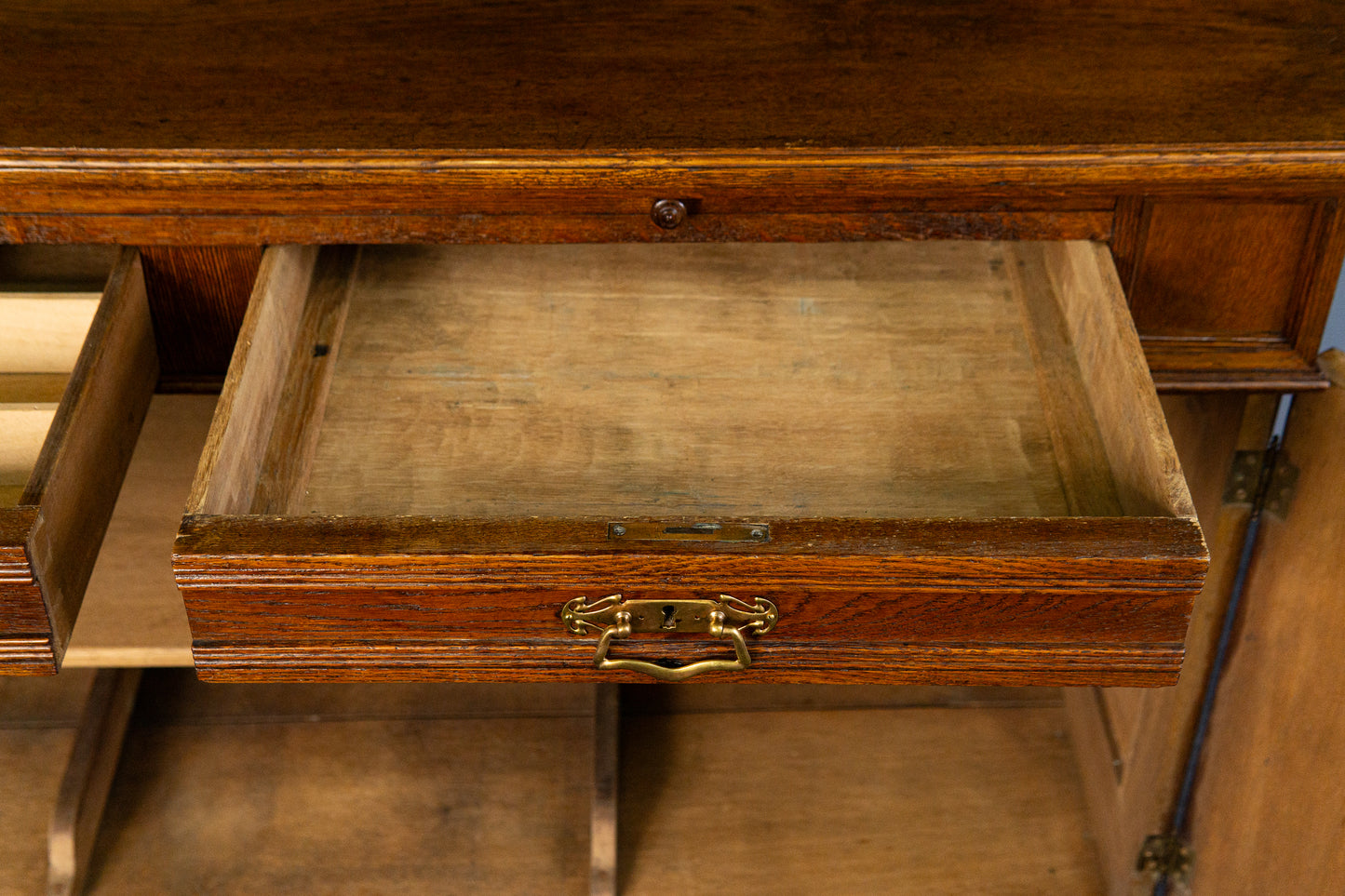 wunderschönes Jugendstil Aufsatzbuffet, Anfang des 20.Jahrhunderts - Eiche Buffet Schrank Anrichte Vitrine Alt Antik MÖBLINGER