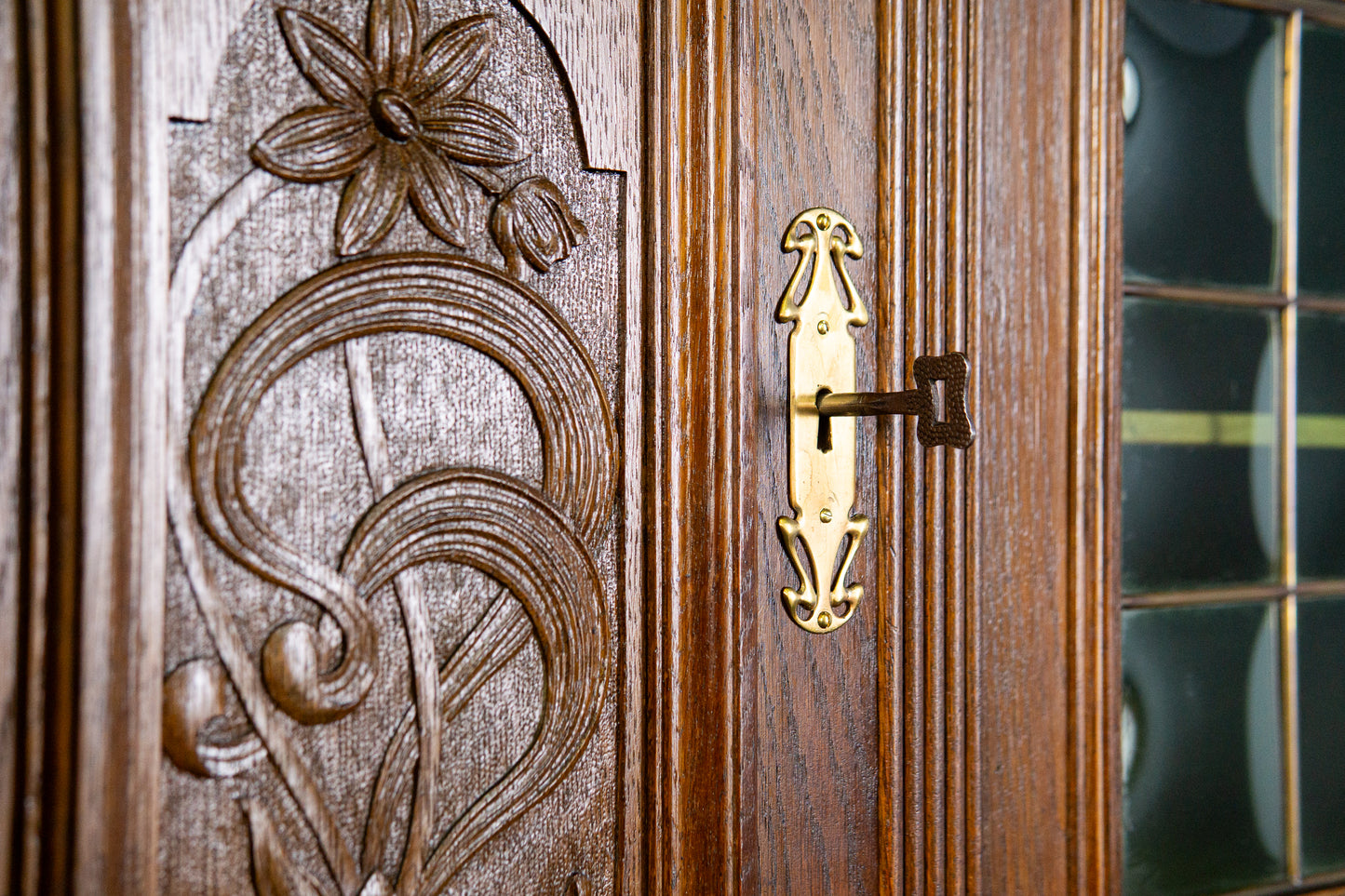 wunderschönes Jugendstil Aufsatzbuffet, Anfang des 20.Jahrhunderts - Eiche Buffet Schrank Anrichte Vitrine Alt Antik MÖBLINGER