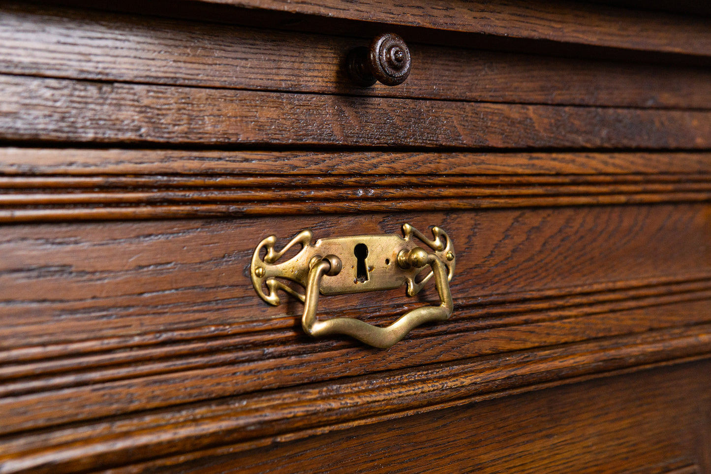 wunderschönes Jugendstil Aufsatzbuffet, Anfang des 20.Jahrhunderts - Eiche Buffet Schrank Anrichte Vitrine Alt Antik MÖBLINGER