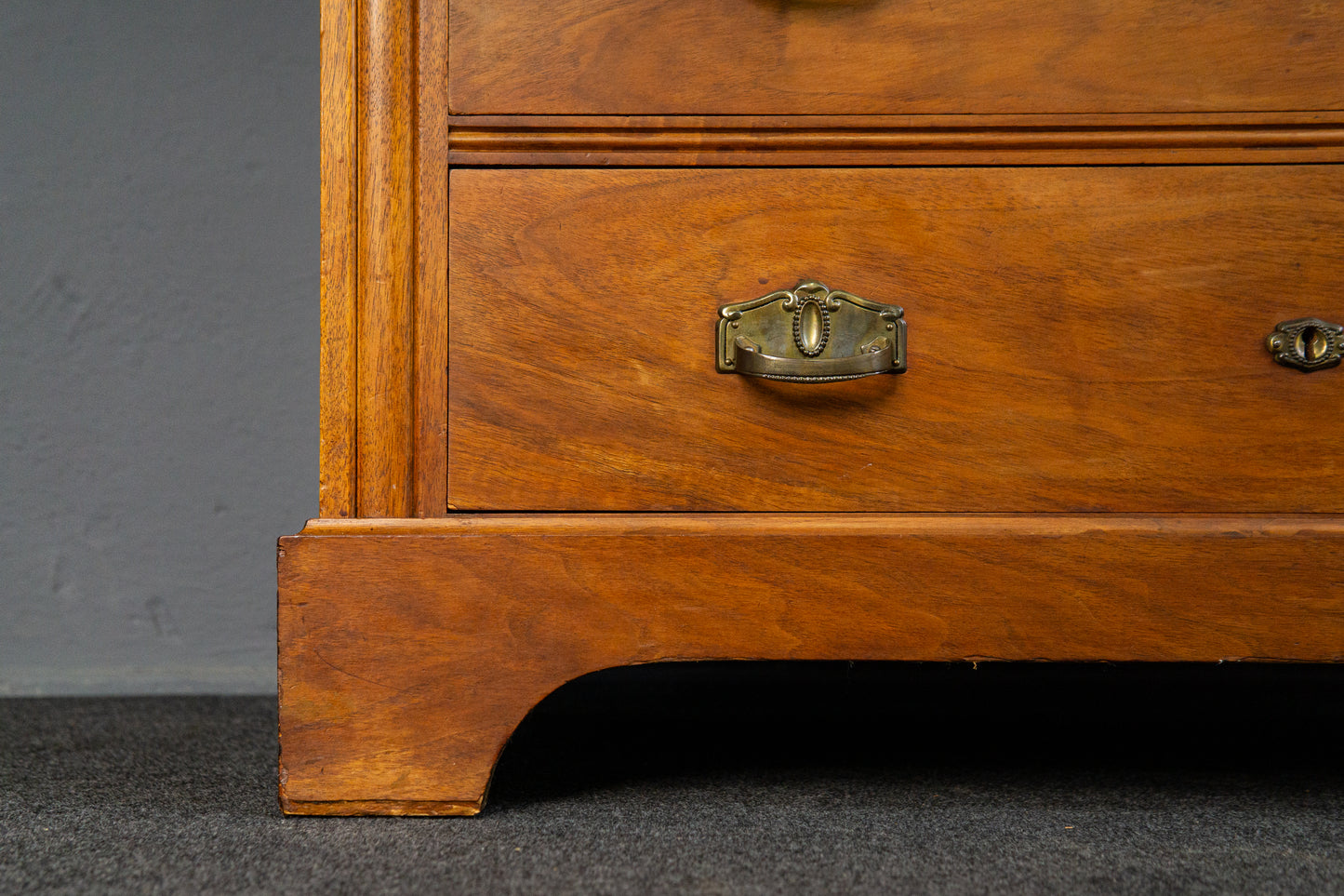 eleganter Jugendstil Standsekretär, Anfang des 20.Jahrhunderts - Sekretär Schrank Schreibtisch Kommode Nussbaum Büro Alt Antik MÖBLINGER