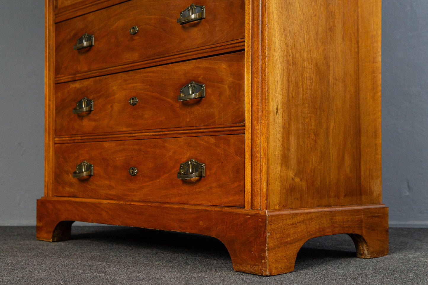 eleganter Jugendstil Standsekretär, Anfang des 20.Jahrhunderts - Sekretär Schrank Schreibtisch Kommode Nussbaum Büro Alt Antik MÖBLINGER