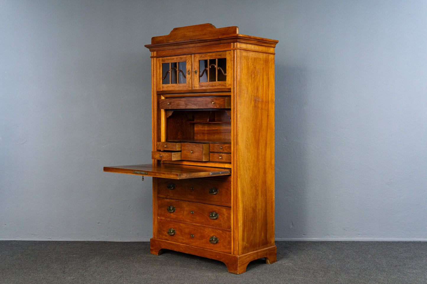 eleganter Jugendstil Standsekretär, Anfang des 20.Jahrhunderts - Sekretär Schrank Schreibtisch Kommode Nussbaum Büro Alt Antik MÖBLINGER