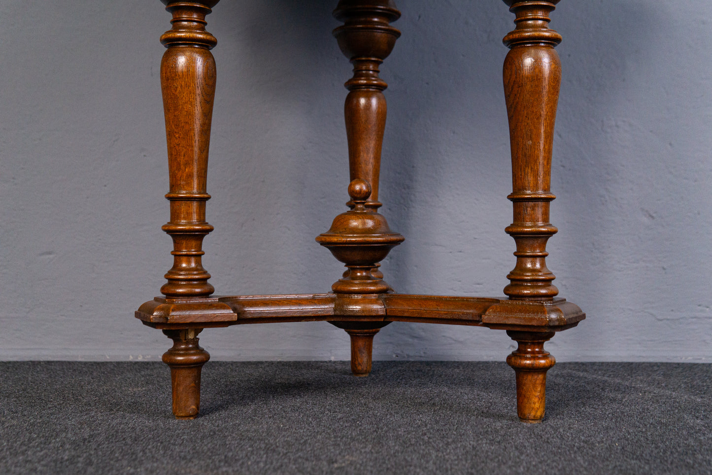 Gründerzeit Beistelltisch Antik Tisch Bank Sofa Table MÖBLINGER 2411_0406