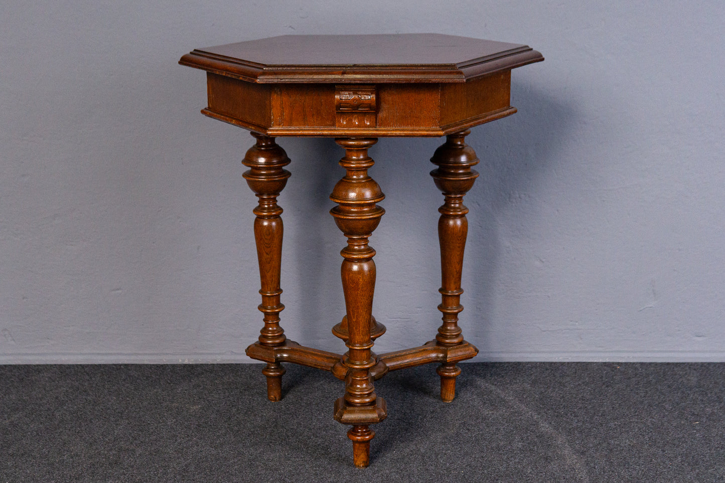 Gründerzeit Beistelltisch Antik Tisch Bank Sofa Table MÖBLINGER 2411_0406