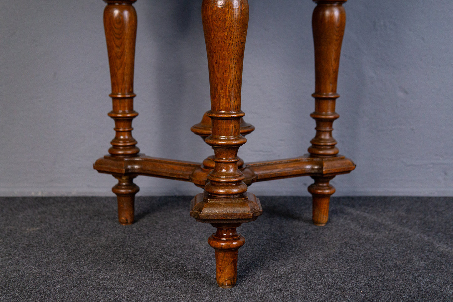 Gründerzeit Beistelltisch Antik Tisch Bank Sofa Table MÖBLINGER 2411_0406