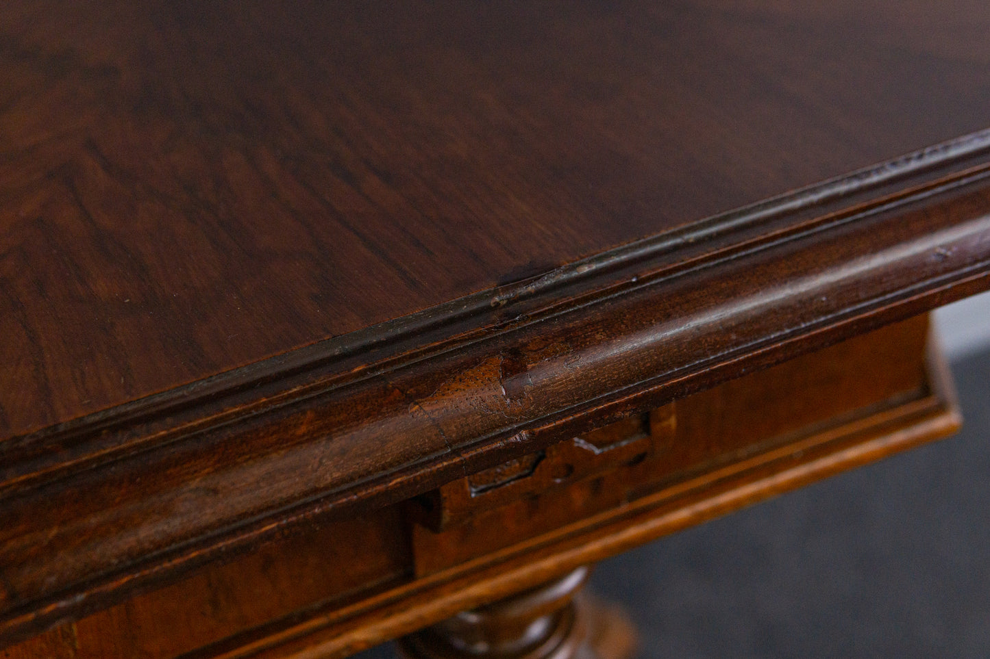 Gründerzeit Beistelltisch Antik Tisch Bank Sofa Table MÖBLINGER 2411_0406