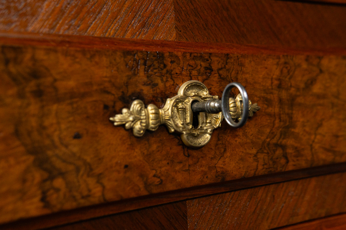 restaur. Antik Gründerzeit Kommode Schrank Spiegel Alt MÖBLINGER 2411_2602