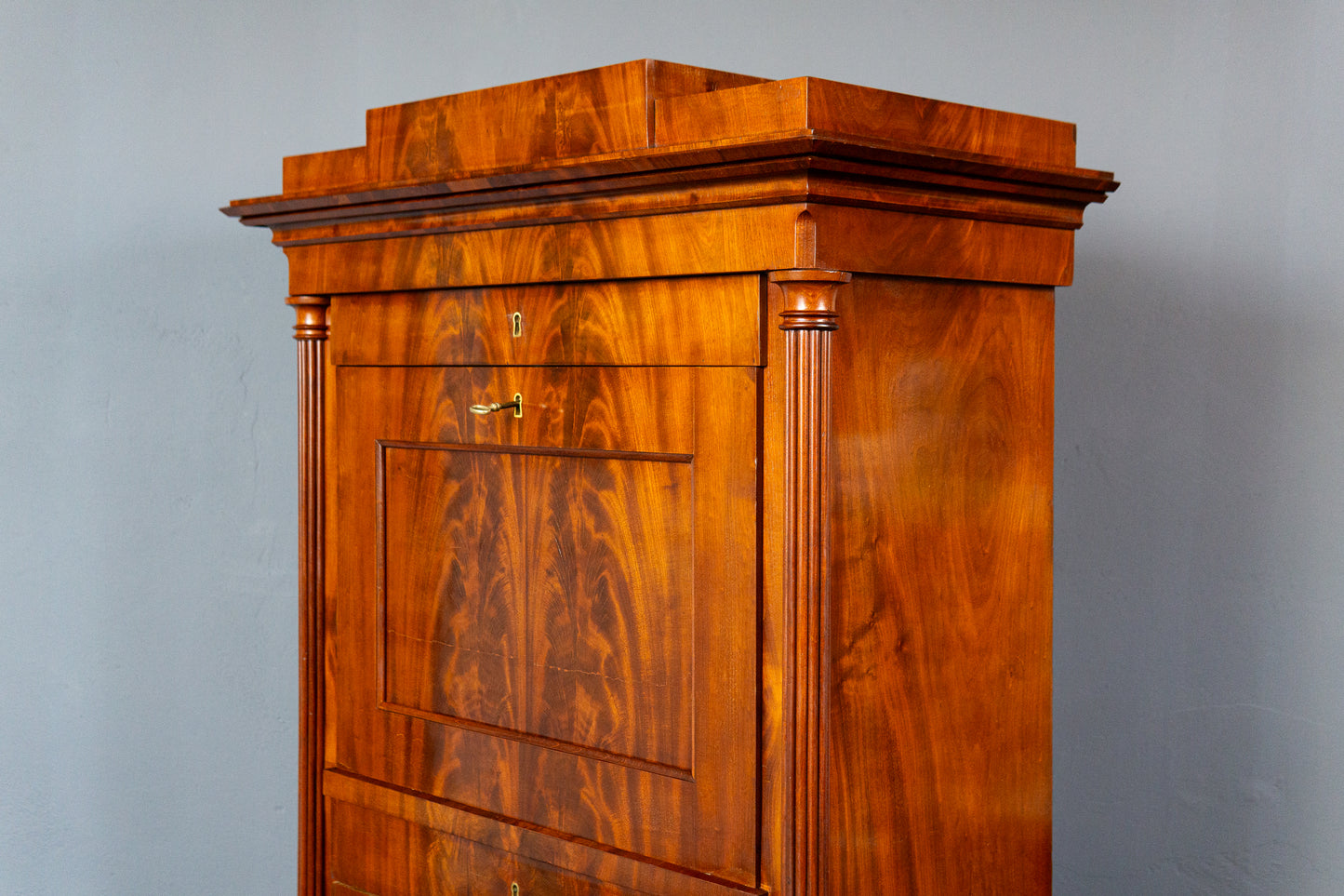 Sekretär Schreibtisch Büro Desk Schrank Regal Antik Alt MÖBLINGER 2411_2607