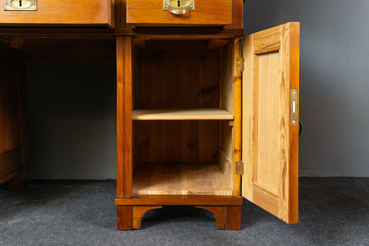 restaur. Schreibtisch Sekretär Büro Tisch Schrank Antik MÖBLINGER 2411_2708