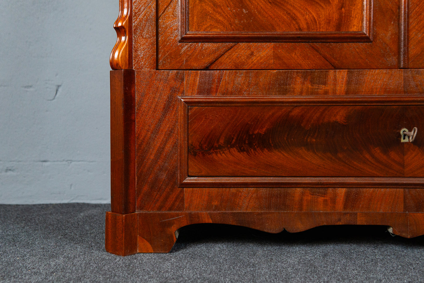 restaur. Vitrine Bücherschrank Antik Schrank Regal Alt MÖBLINGER 2412_0413