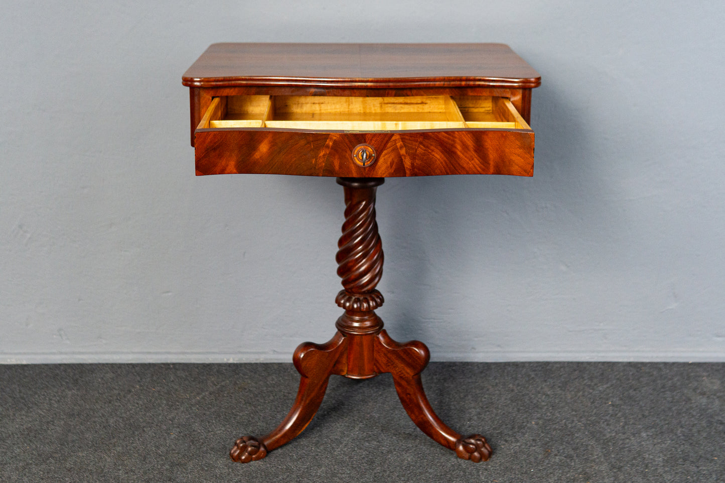 restau. Biedermeier Nähtisch Tisch Kommode Sekretär Antik MÖBLINGER 2412_0507