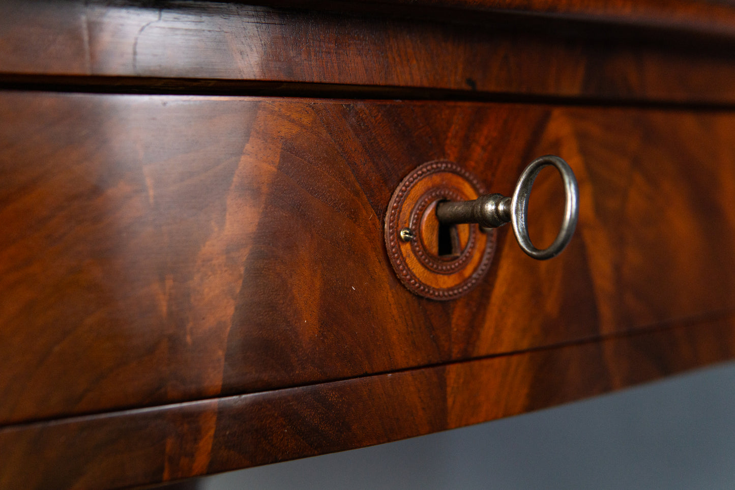restau. Biedermeier Nähtisch Tisch Kommode Sekretär Antik MÖBLINGER 2412_0507