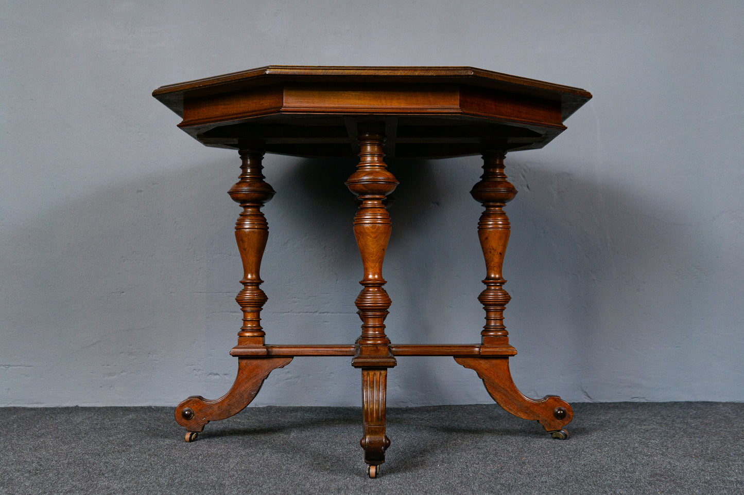 Antik Gründerzeit Tisch Vintage Table Alt Sofa Sessel MÖBLINGER 2412_1704