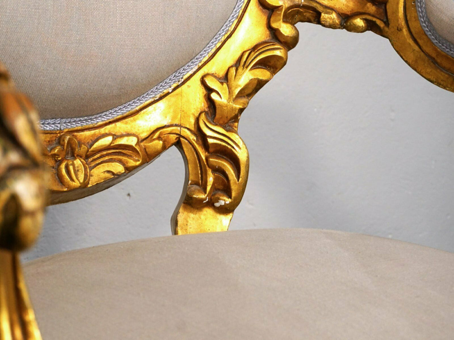 Thronsessel Sessel Couch Sofa Hochzeit Gold Alt Antik 2000_0038