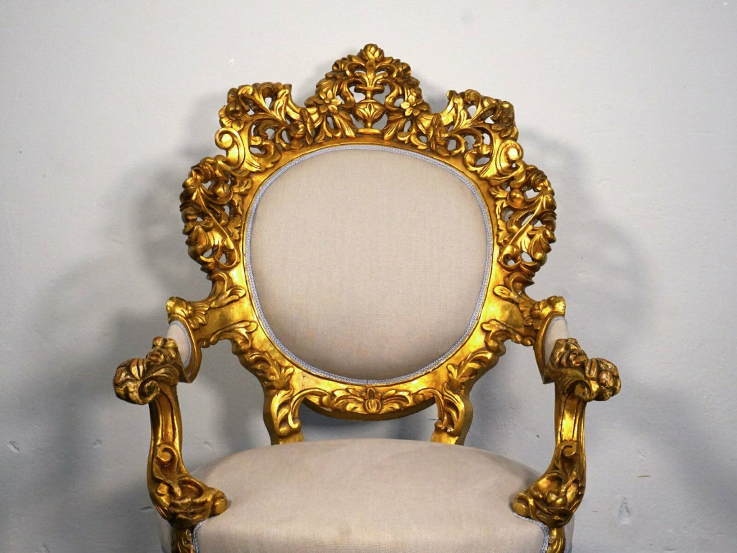 Thronsessel Sessel Couch Sofa Hochzeit Gold Alt Antik 2000_0038