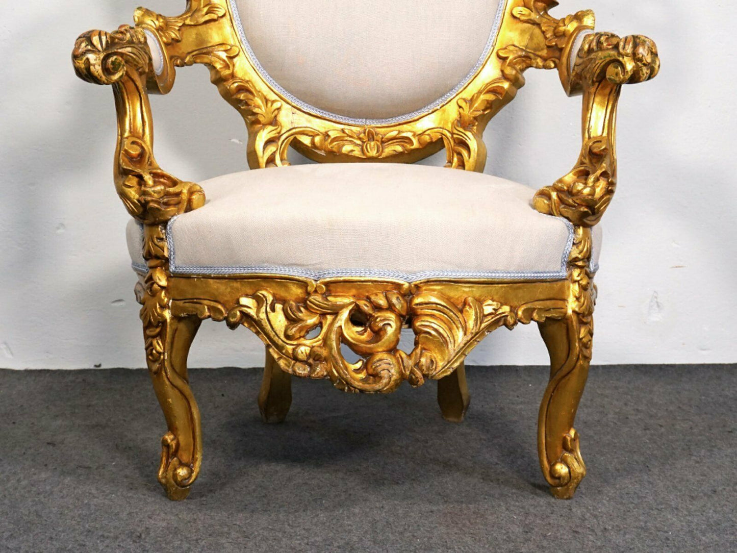Thronsessel Sessel Couch Sofa Hochzeit Gold Alt Antik 2000_0038