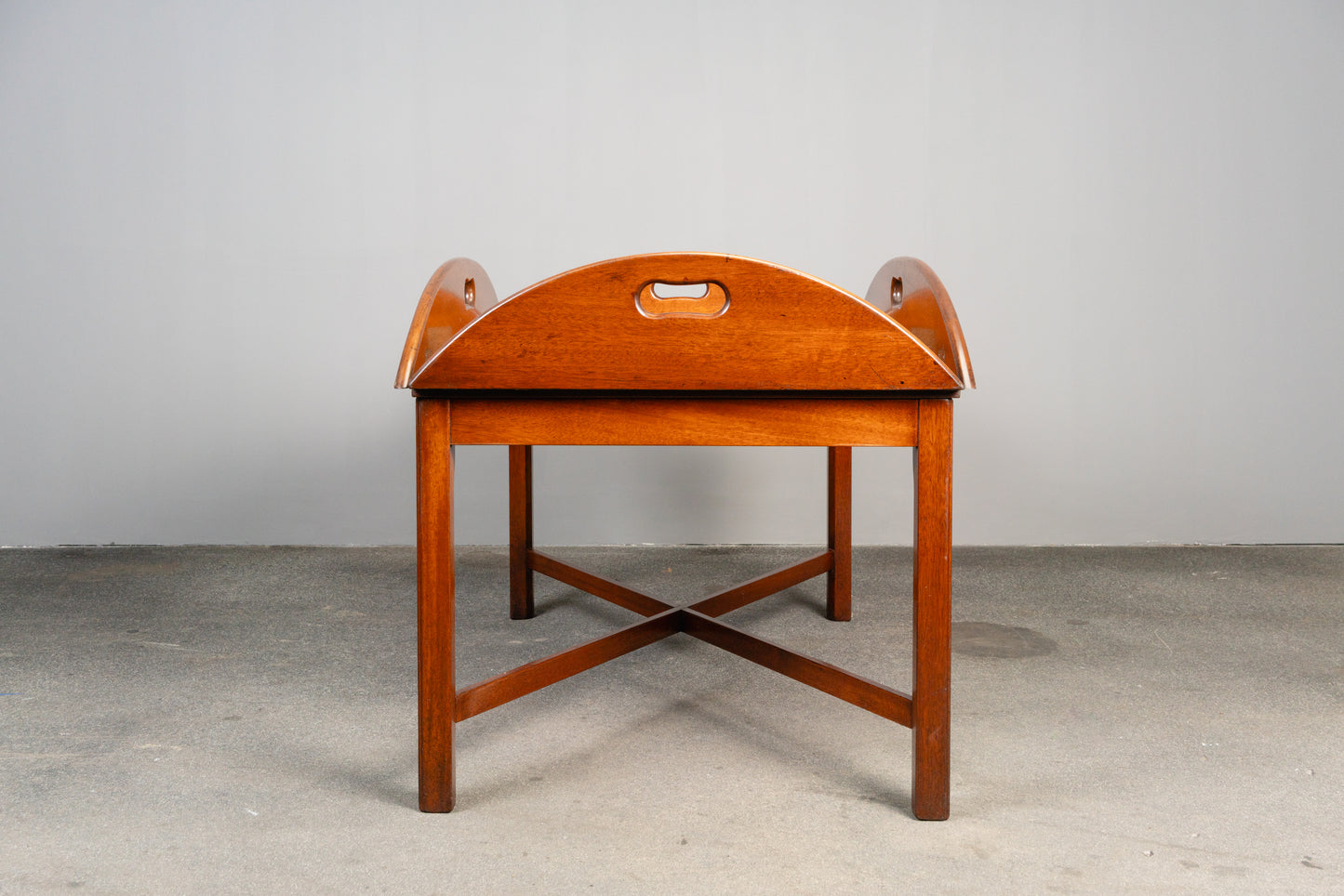 Butlers Tray im Englischen Stil, 2.Hälfte des 20.Jahrhunderts - Beistelltisch Tisch Sidetable Tabletttisch Alt Antik MÖBLINGER