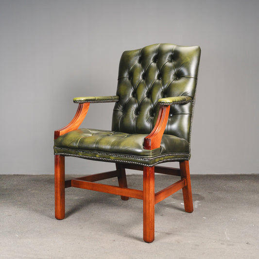 Armlehnensessel im Chesterfield Stil - Ledersessel Stuhl Chair Englischer Stil Lounge Clubsessel Alt Vintage MÖBLINGER