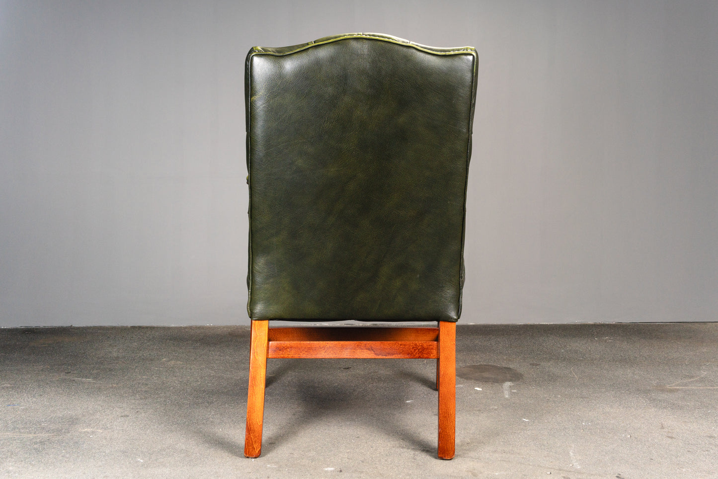 Armlehnensessel im Chesterfield Stil - Ledersessel Stuhl Chair Englischer Stil Lounge Clubsessel Alt Vintage MÖBLINGER