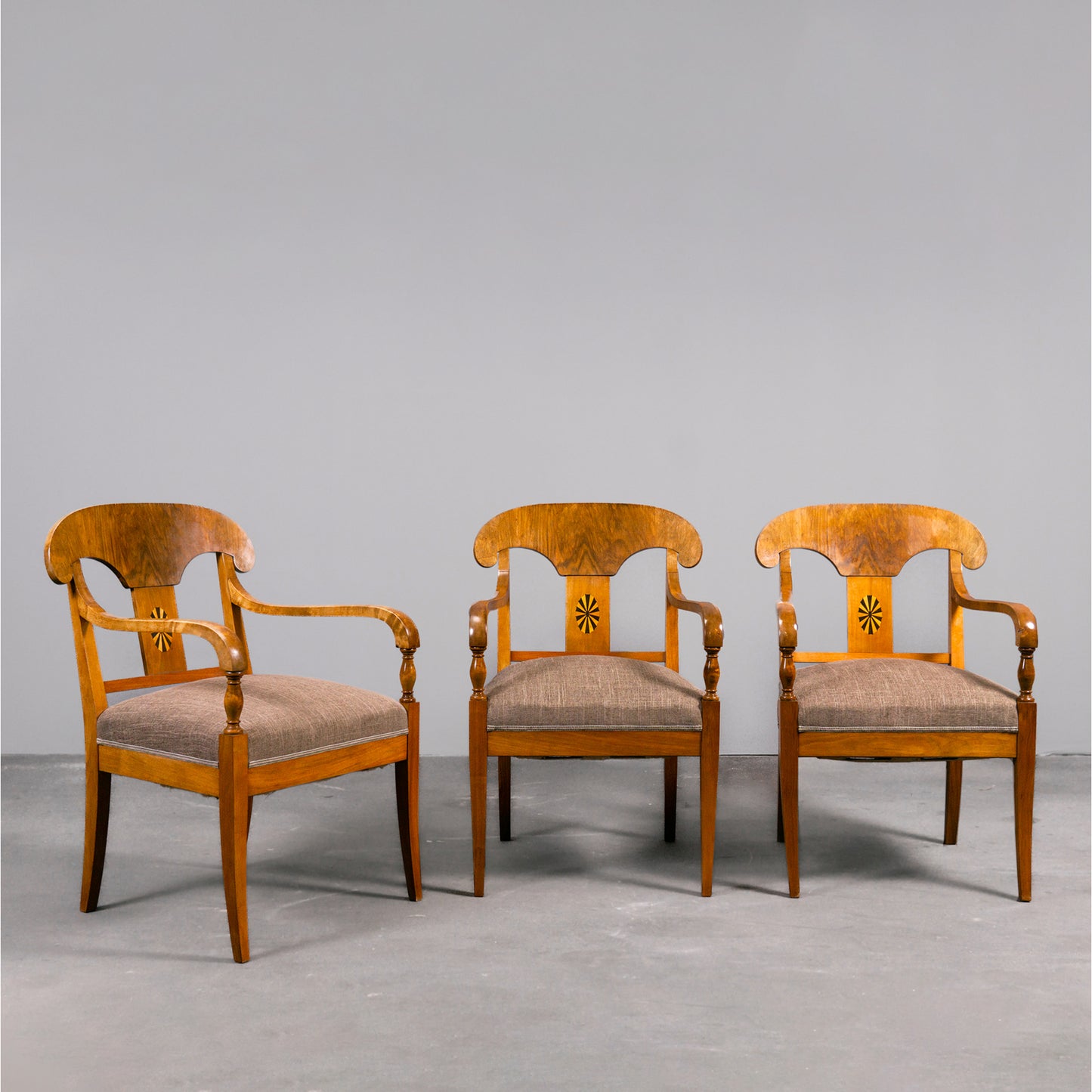 Elegante 3er Set Stühle im Biedermeier Stil, 1.Hälfte des 20.Jahrhunderts - Stuhl Chair Armchair Armlehnenstuhl Tisch Alt MÖBLINGER