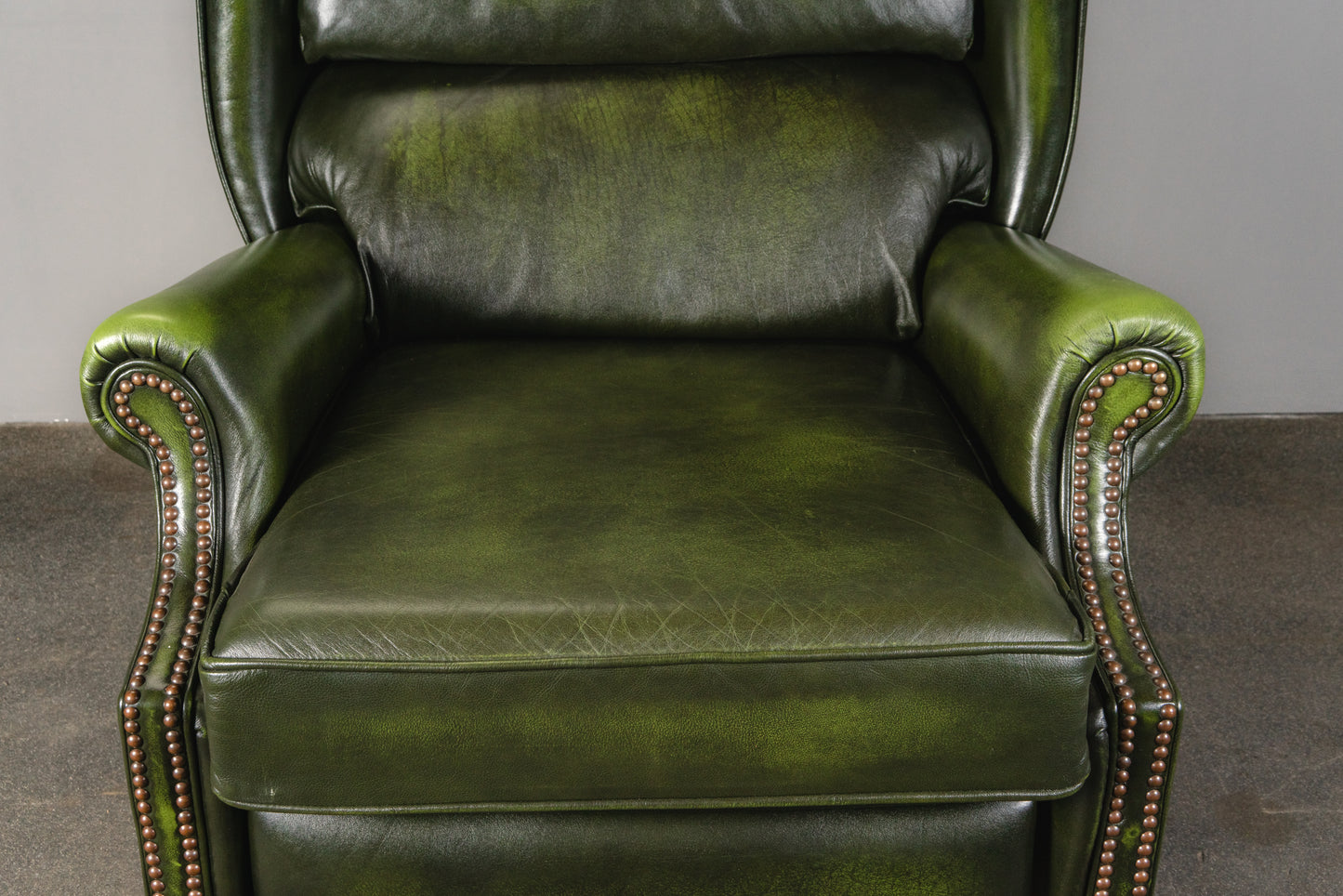 verstellbarer Ledersessel im Chesterfield Stil - Armlehnensessel Stuhl Chair Englischer Stil Lounge Clubsessel Alt Vintage MÖBLINGER