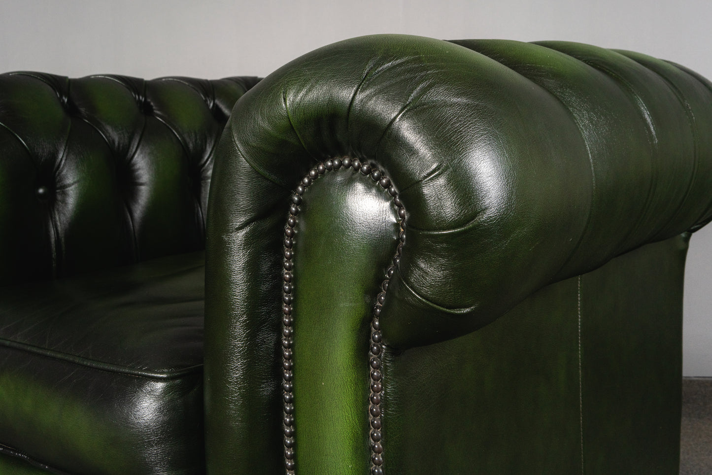 Loungesessel im Chesterfield Stil - Sessel Chair Lounge Loungechair Alt Vintage MÖBLINGER