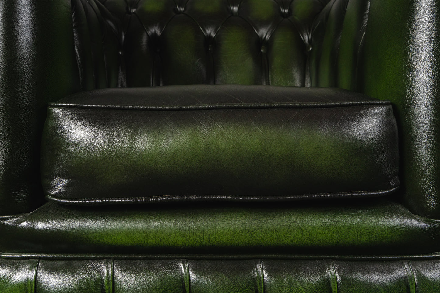 Loungesessel im Chesterfield Stil - Sessel Chair Lounge Loungechair Alt Vintage MÖBLINGER