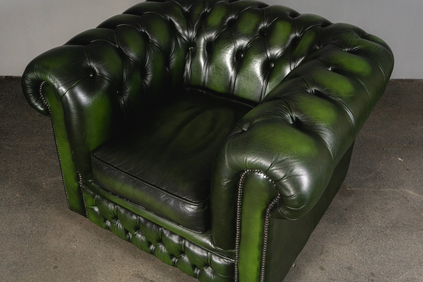 Loungesessel im Chesterfield Stil - Sessel Chair Lounge Loungechair Alt Vintage MÖBLINGER