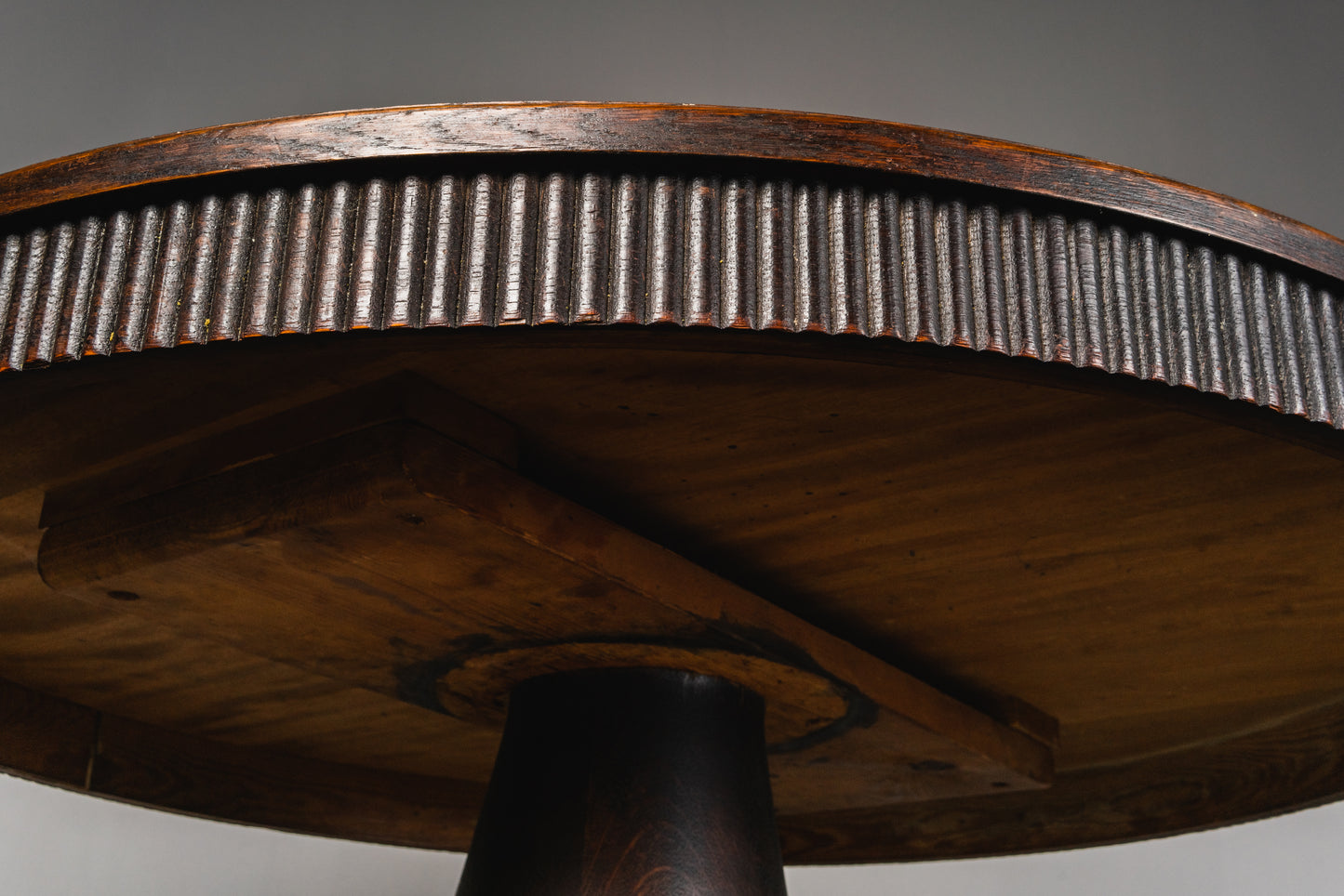 Eleganter Jugendstil Salontisch, Anfang des 20.Jahrhunderts - Tisch Beistelltisch Table Eiche Alt Antik MÖBLINGER