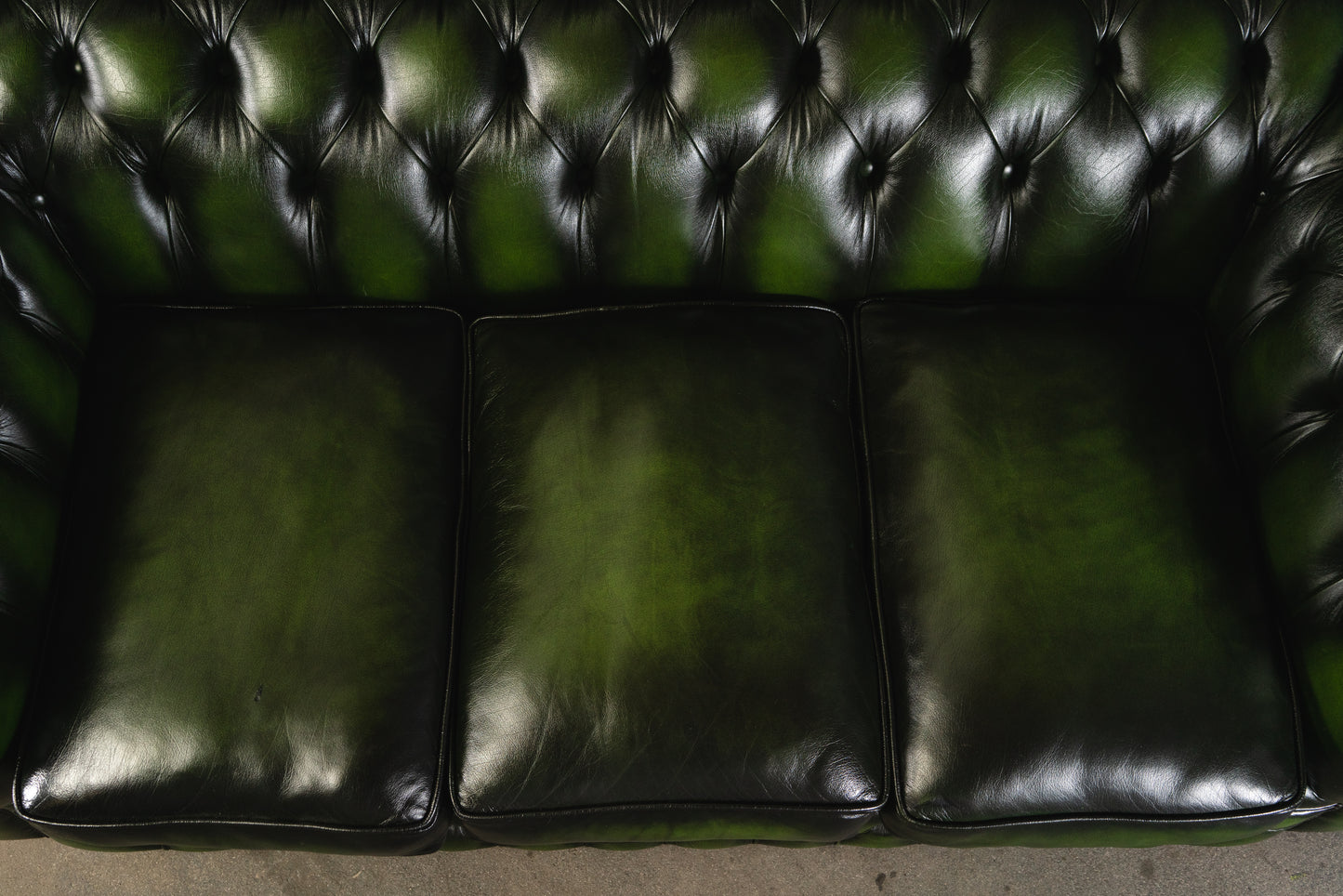 Ledersofa im Chesterfield Stil - Ledercouch Stuhl Chair Englischer Stil Lounge Clubsessel Alt Vintage MÖBLINGER