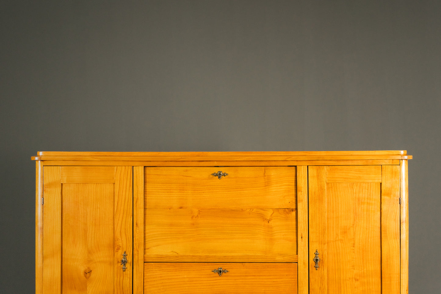 wunderschönes Highboard im Biedermeier Stil, aus dem 19.Jahrhundert - Anrichte Kommode Schrank Sideboard Kleiderschrank Alt Antik MÖBLINGER